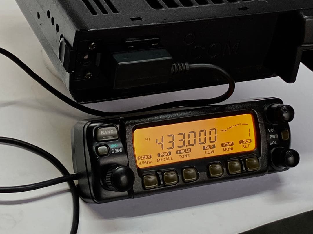 アイコム IC-207D 50w アマチュア無線機