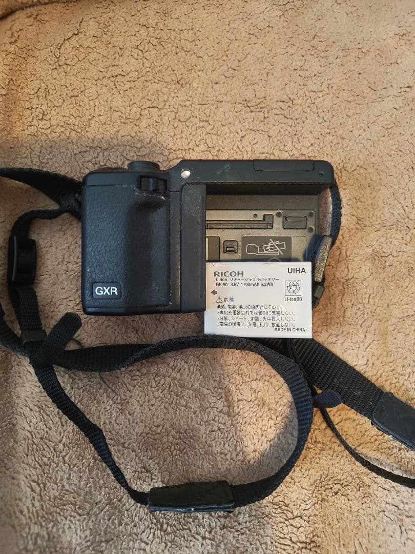 RICOH GXR コンパクトデジタルカメラ 本体