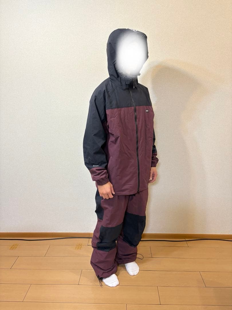 qmile スノーボードウェアセット 黒とワインレッド