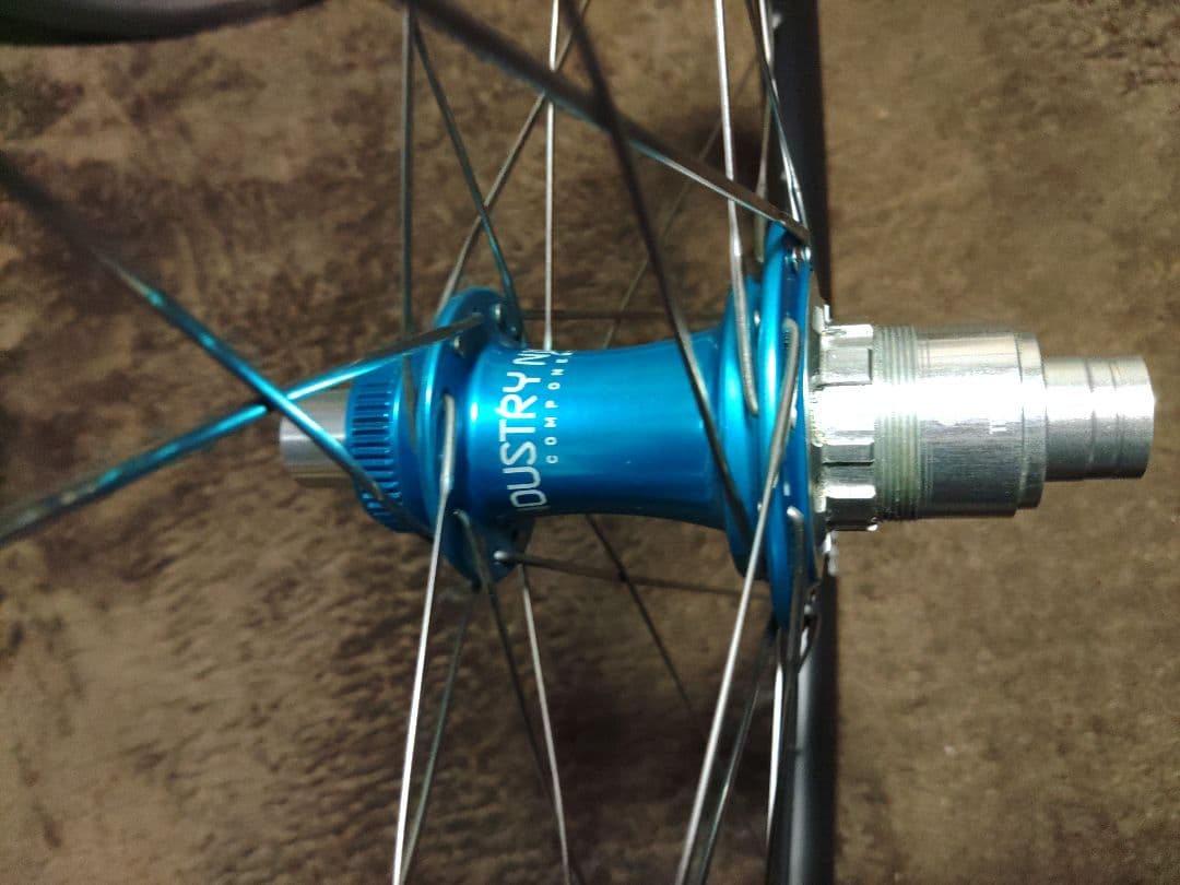 コグス手組み　カーボンホイールDR38TL industry nine ハブ