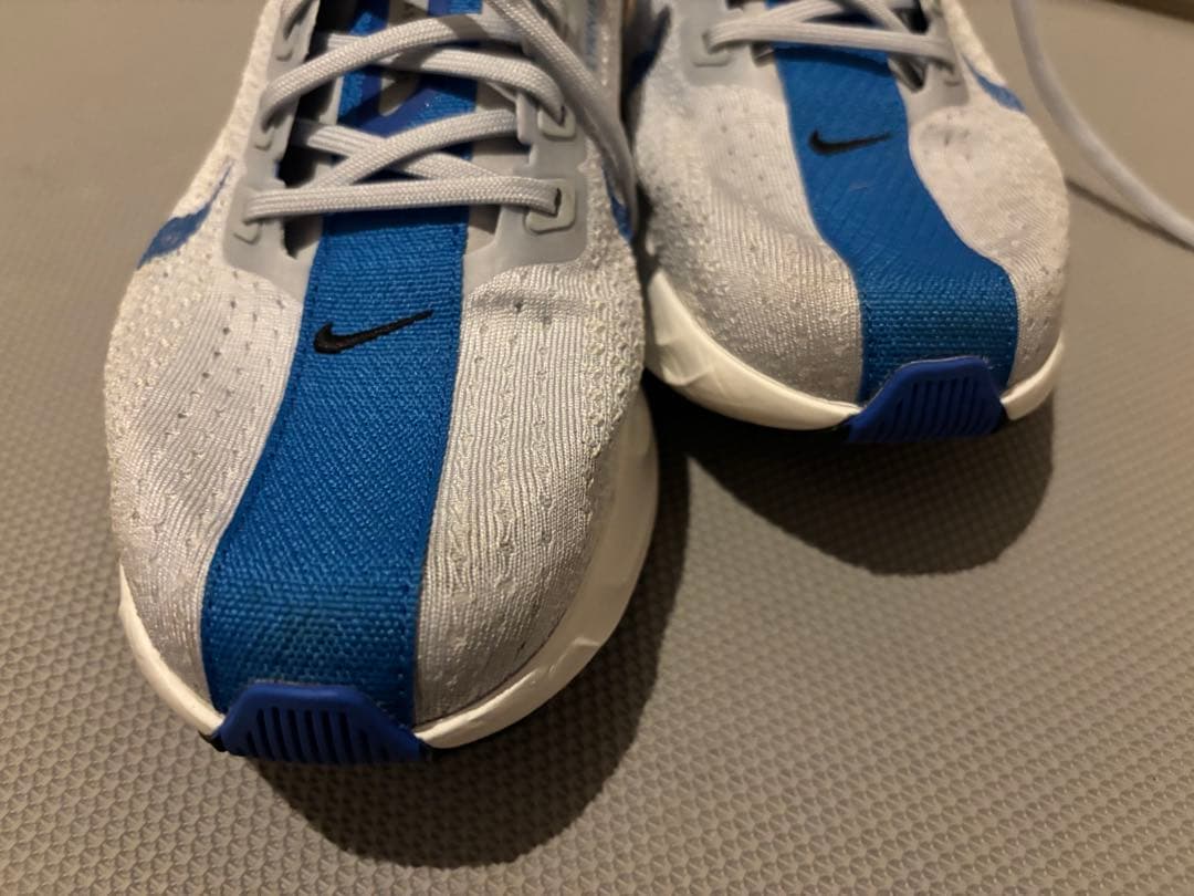 美品　ナイキペガサスプラス　27cm