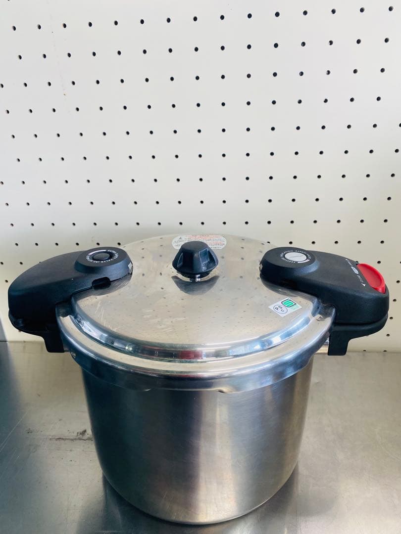 【送料無料】8L 圧力鍋お味噌作りにワンダーシエフ Professional