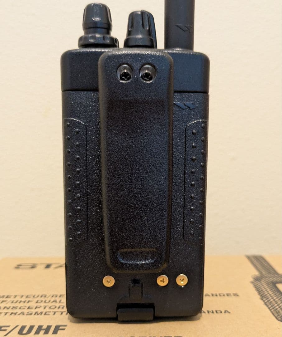 【値下げ！】YAESU スタンダード FT-60 デュアルバンドトランシーバー