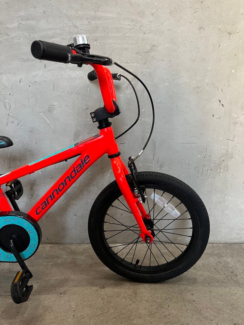 子供用自転車　キャノンデール　TRAIL アルミフレーム　補助輪付