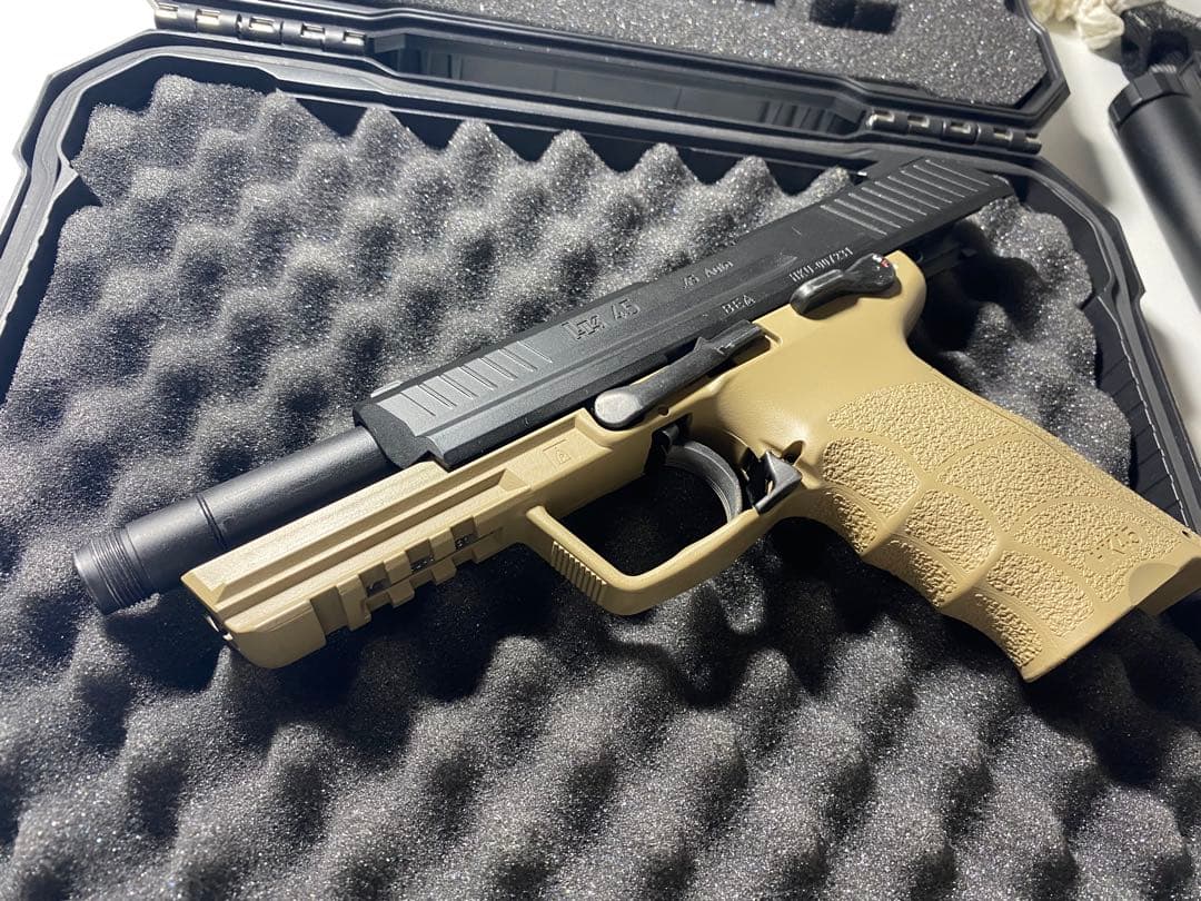 東京マルイ HK45 Tactical ガスガン　マガジン4個