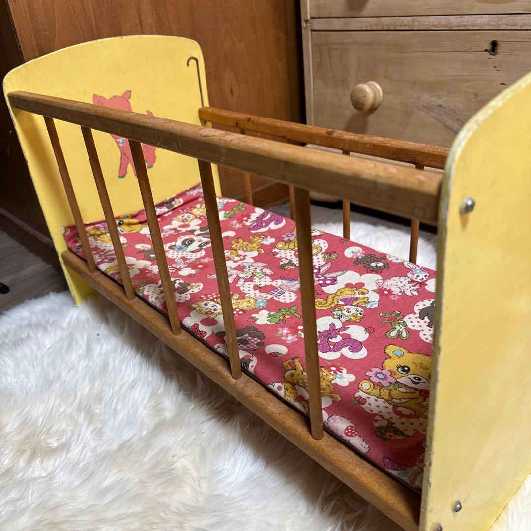 かわいいドールベッド　ラバードール　アンティーク　ビンテージ　シャビーシック