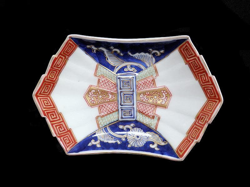 古伊万里　色絵　宝尽くし　熨斗型変形皿　２枚　E348AS-fbji