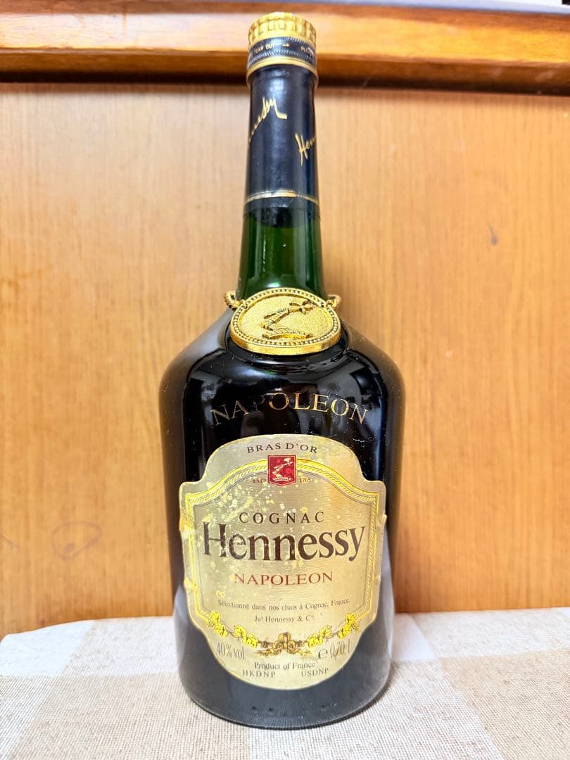 ヘネシー ナポレオン　コニャック 750ml 古酒