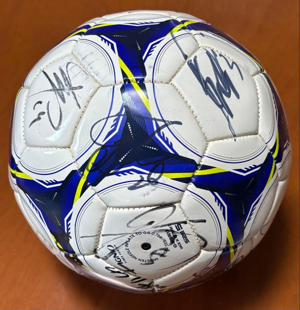 【貴重】V長崎サイン入りサッカーボール【匿名配送•送料無料】