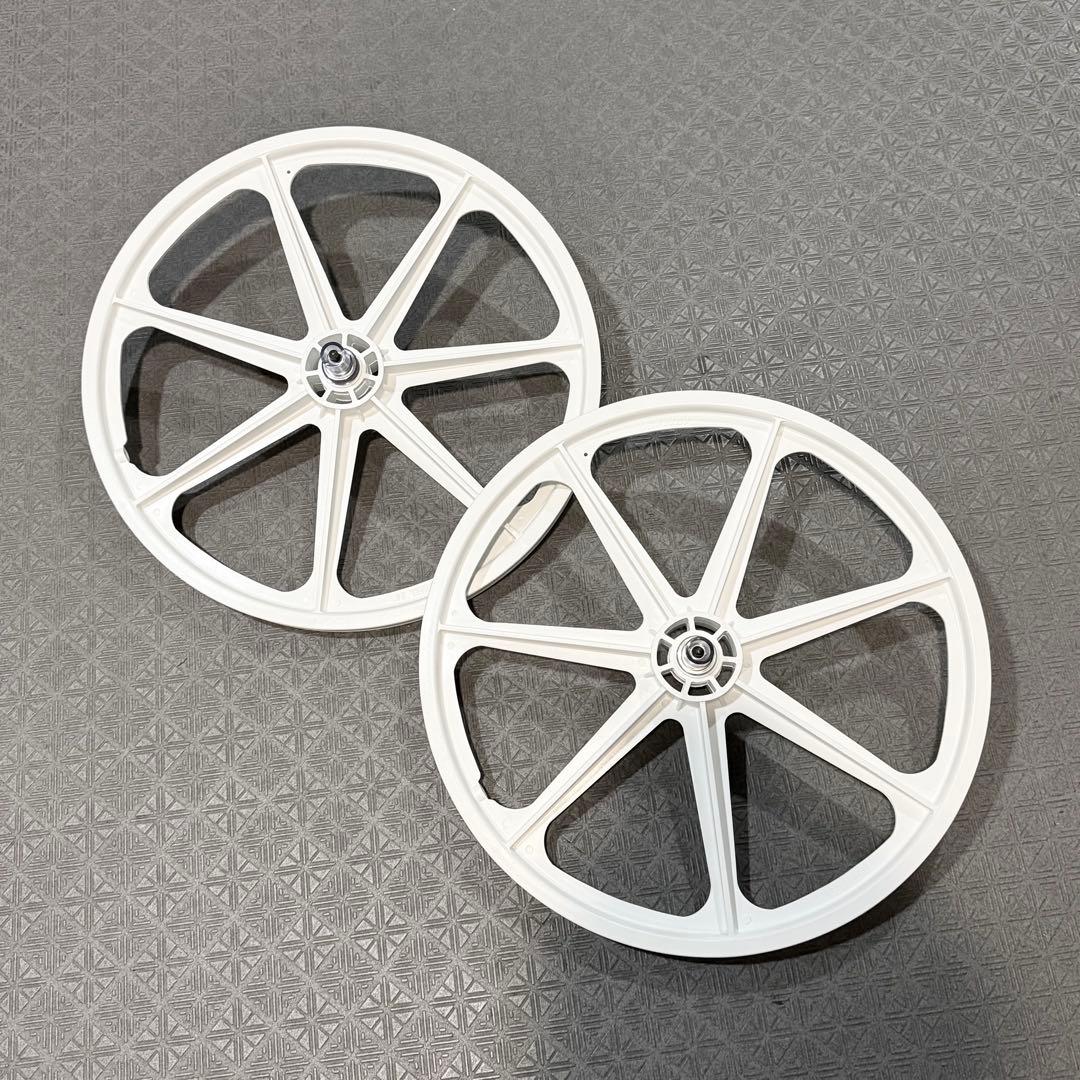 正規 新品 SKYWAY 24” TUFF WHEEL 2 WHITE 希少