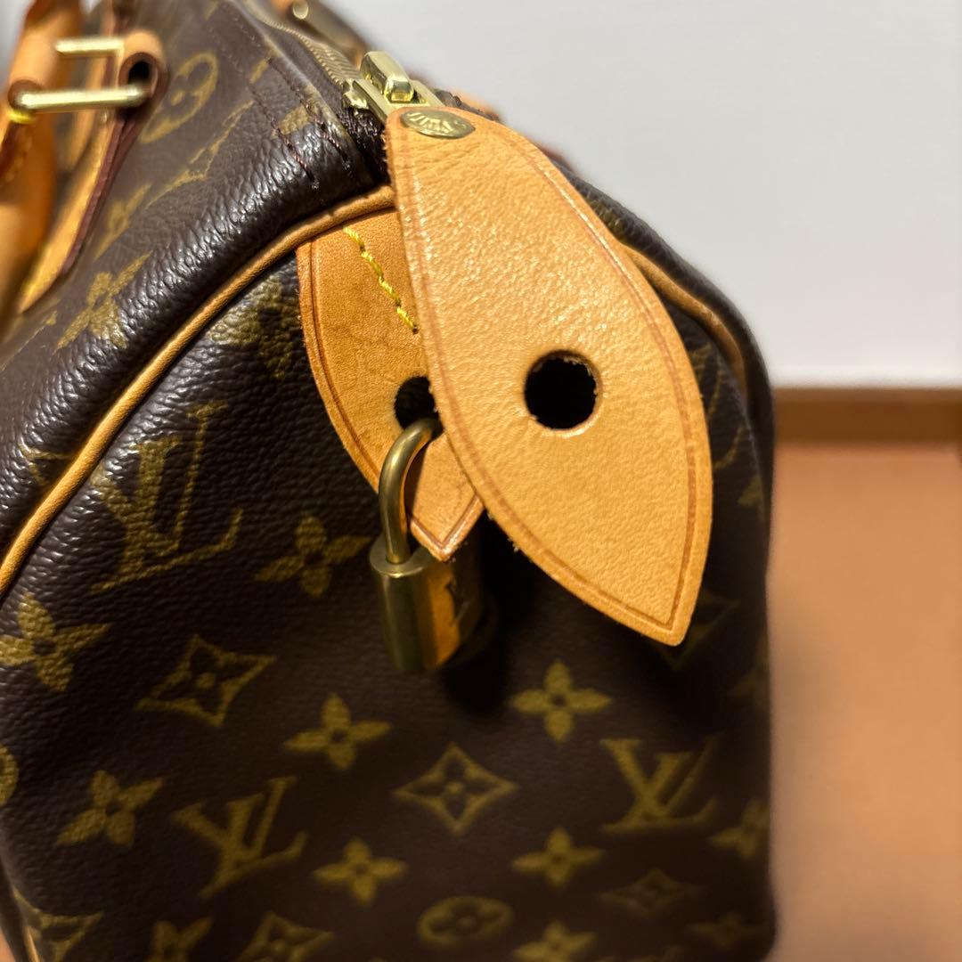 LOUIS VUITTON ルイヴィトン モノグラム スピーディ30