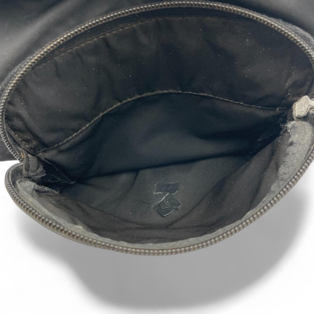 良品 PRADA ショルダーバッグ ナイロン ブラック 三角ロゴ