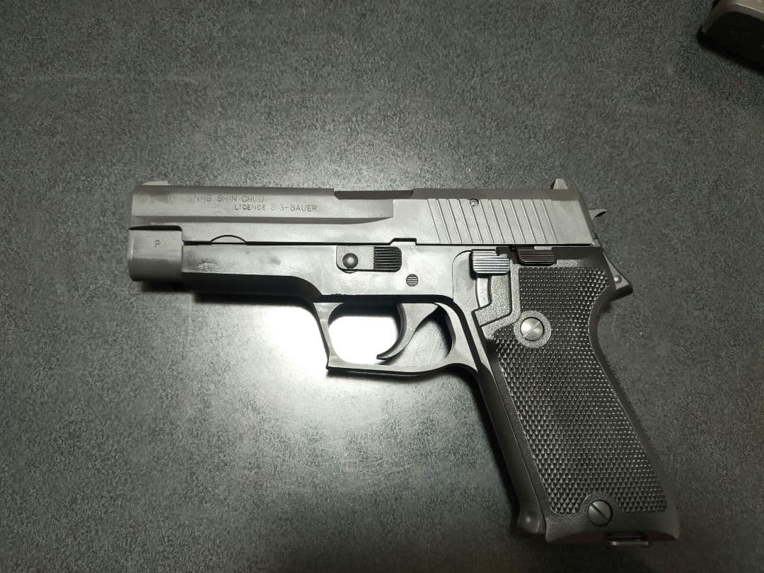 タナカ SIGp220 陸上自衛隊verガスガン(箱付き)