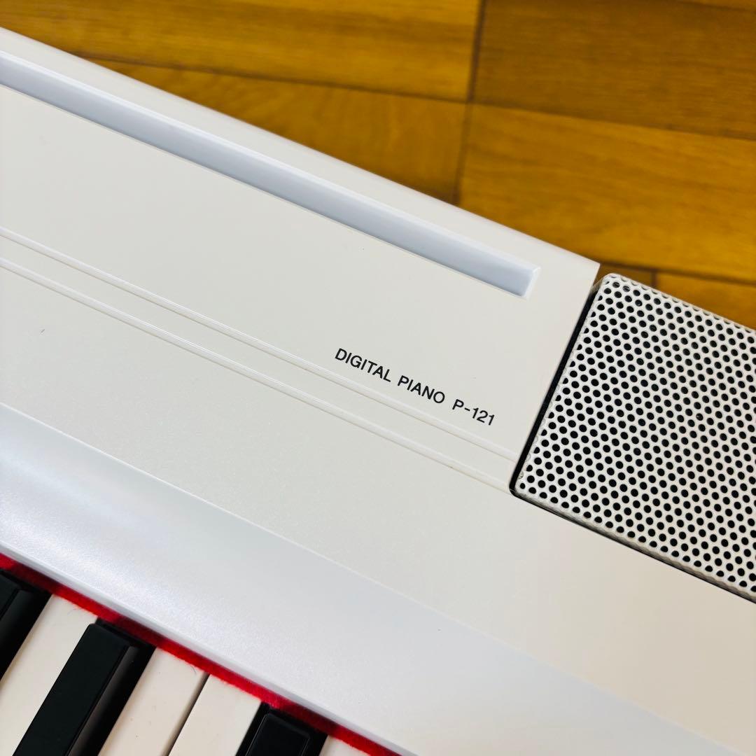 【美品】Yamaha 電子ピアノ P-121 ホワイト 送料込み