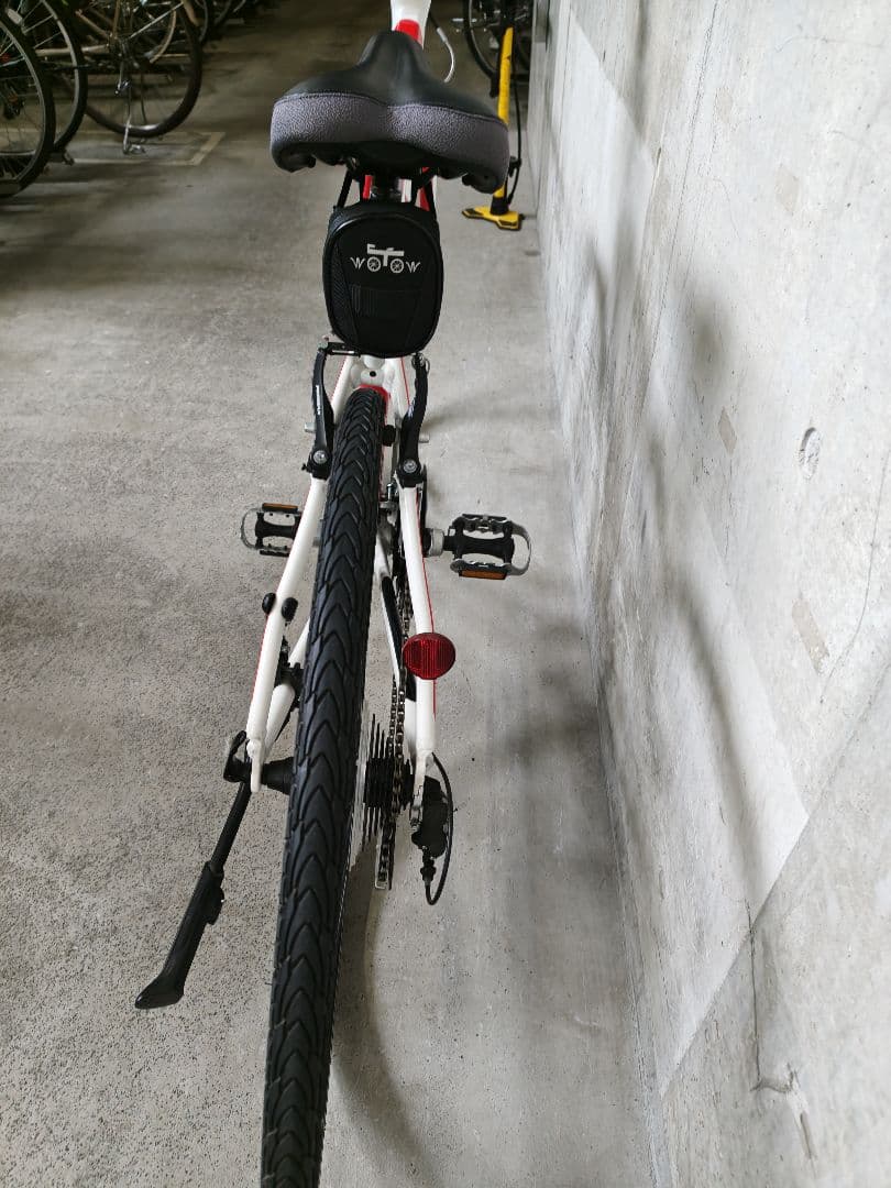 【美品】EAFEELS クロスバイク SHIMANOコンポーネント 2015年製