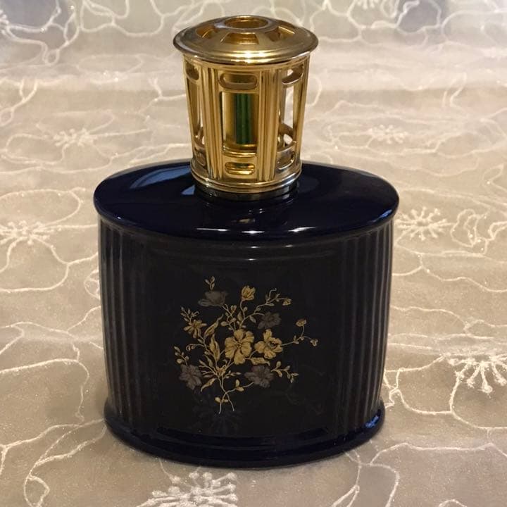 ランプベルジェ   ♡素敵なアロマランプ  (おまけつき)♡        新品