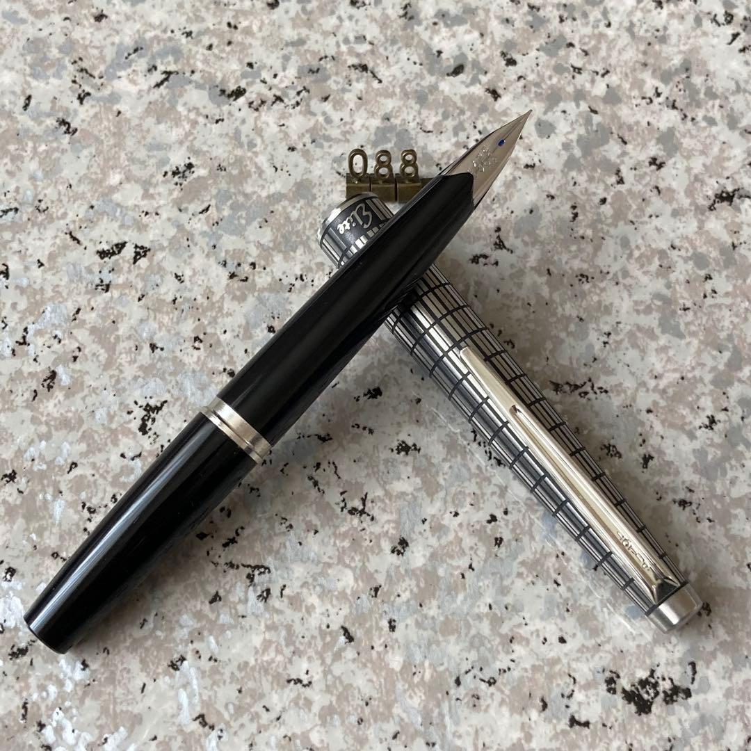 #088 オーバーホール済み 万年筆 PILOT 半格子 Elite 18k