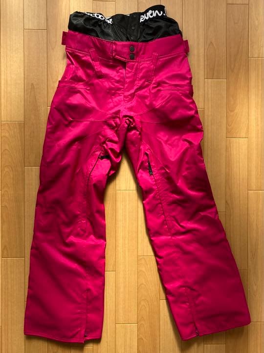 スノボーウェア　スキーウェア　ズボン　パンツ　デサントピンク