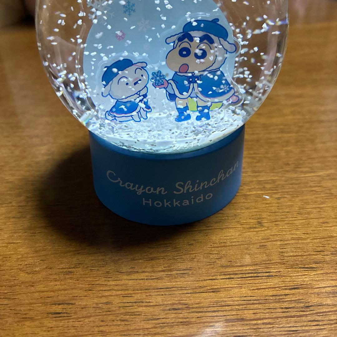 クレヨンしんちゃん　千歳空港限定　シネマパレード　スノードーム期間限定北海道限定