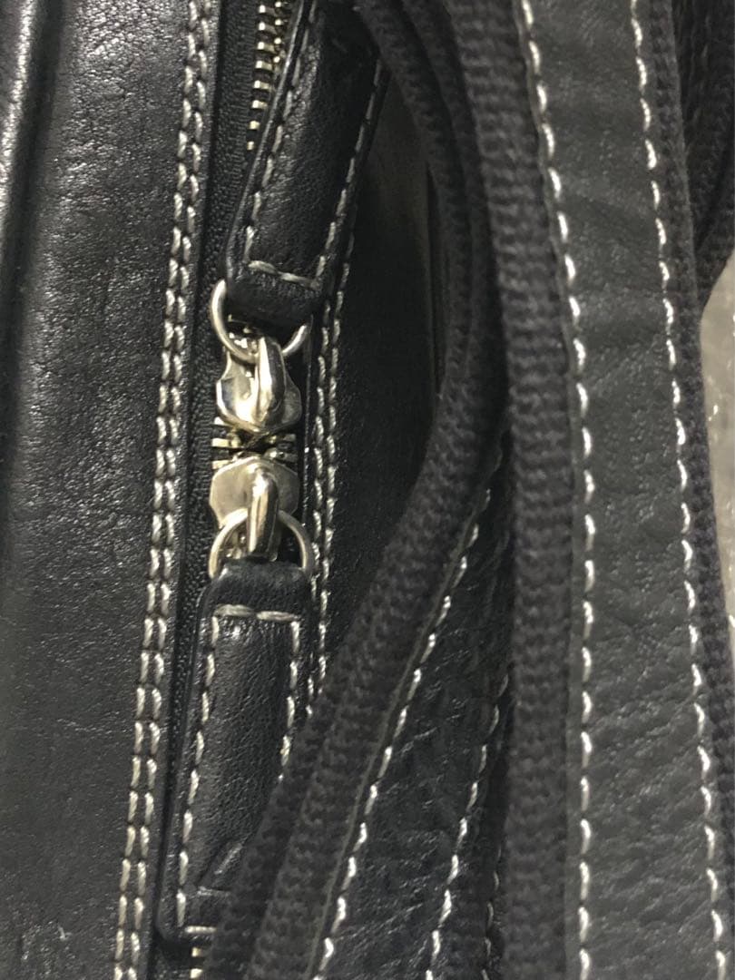 土屋鞄 廃盤新品希少ブラック限定トーンオイルヌメ ジップトップ