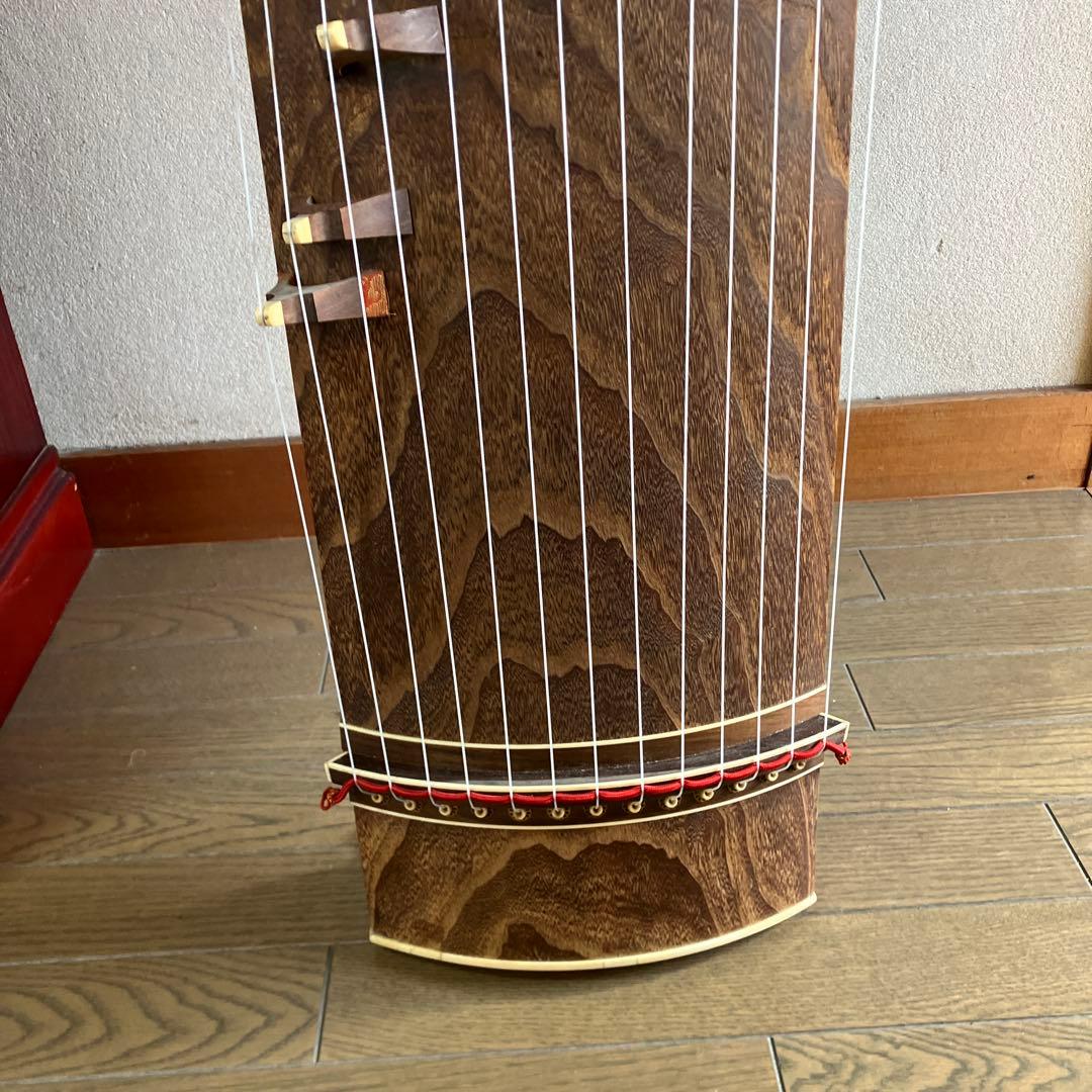 木製 伝統的な筝 13弦