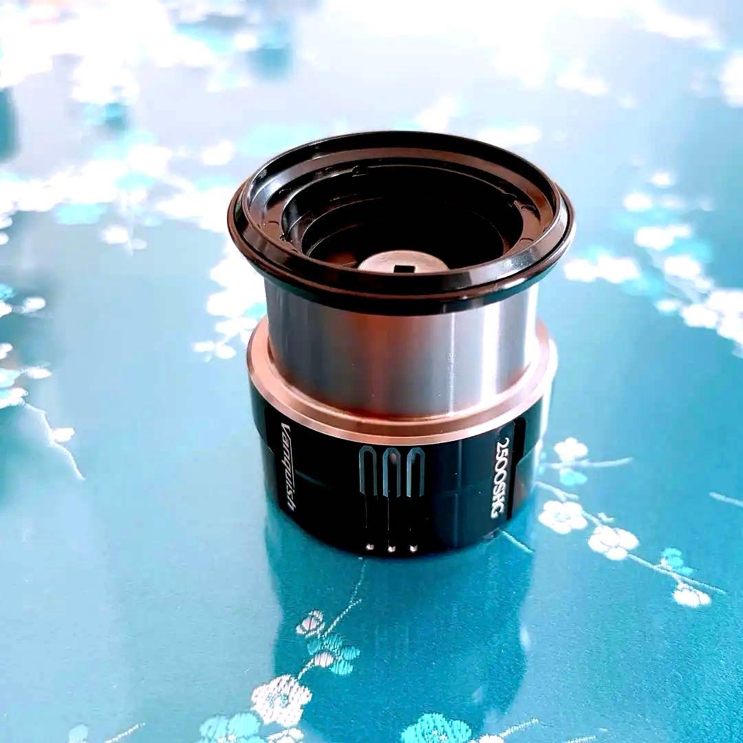 美品　19Vanquish 2500 C3000 スペアスプール