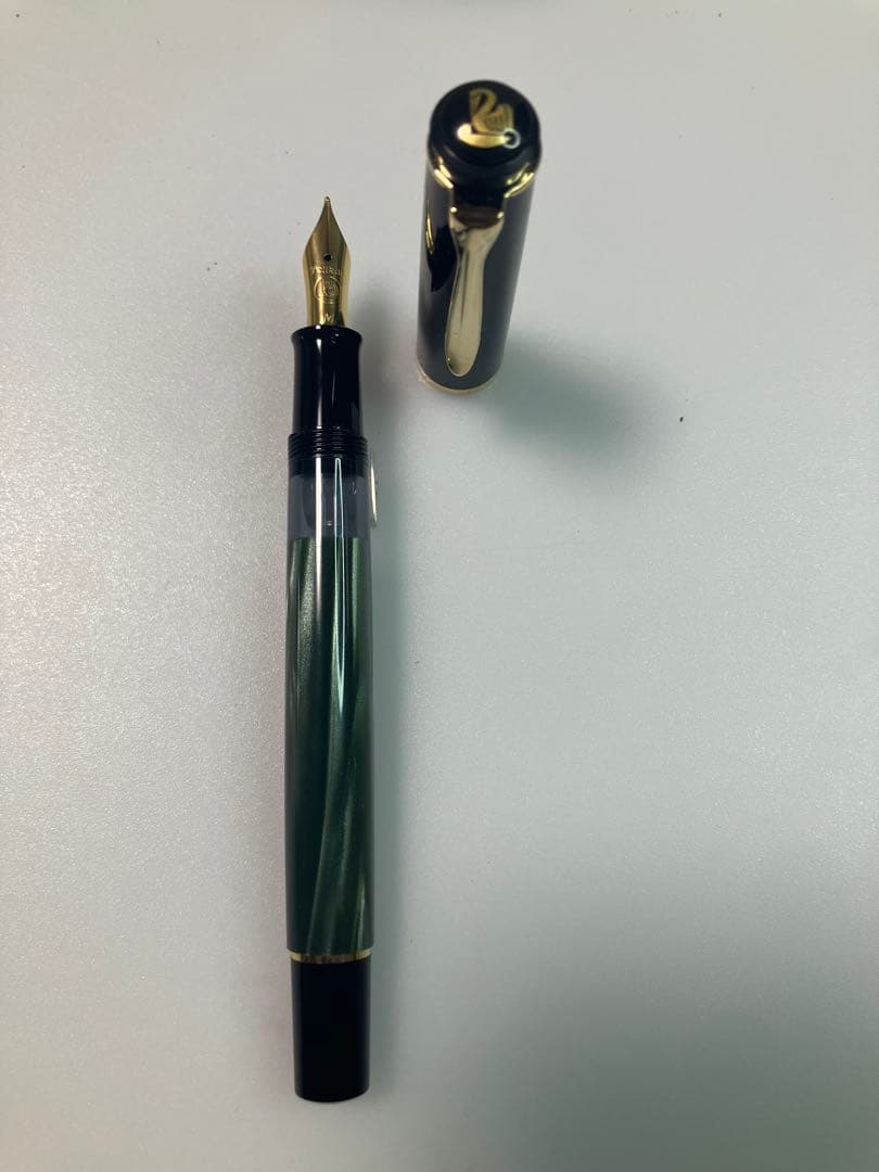 Pelikan　ペリカン　M200　グリーンマーブル　旧型　M-nib　雛2羽