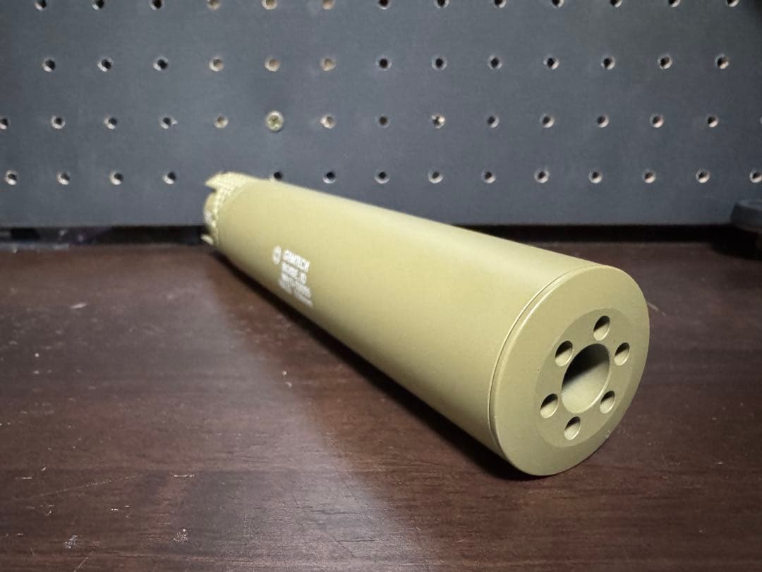 Madbull Gemtech Halo タイプ サイレンサー