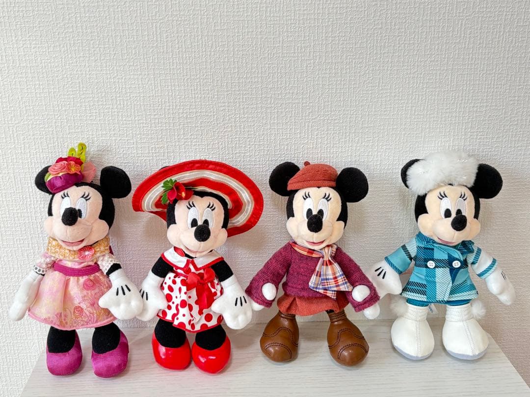 ディズニーランド　ミニーのスタイルスタジオ　ぬいぐるみバッジ　ミニスタ　ぬいば