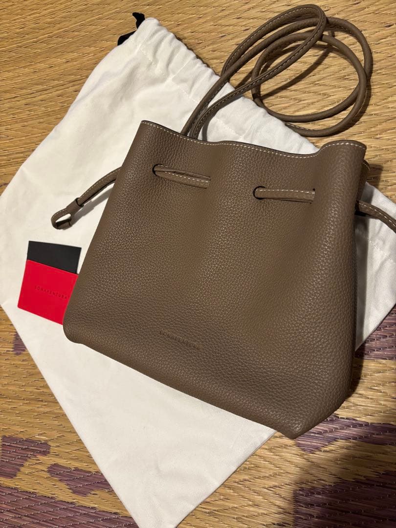 ボナベンチュラ　ノア　エトープ　超美品