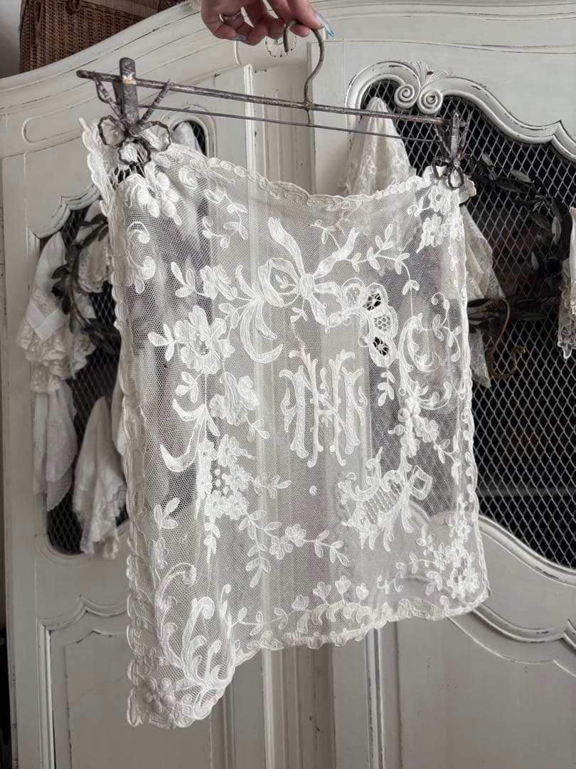 フランスアンティーク　アンティークレース　ドイリー　モノグラム　エクリュ