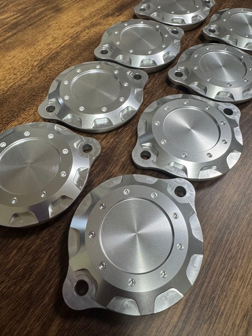 VMAX1700 カムカバー 8個 新品未使用！