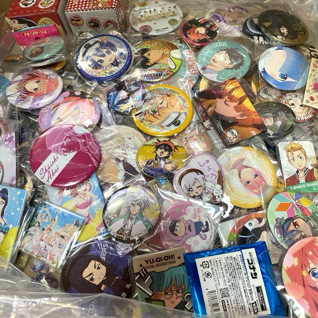 アニメキャラクターグッズ まとめ売り 缶バッジ アクスタ ラバスト 美少女