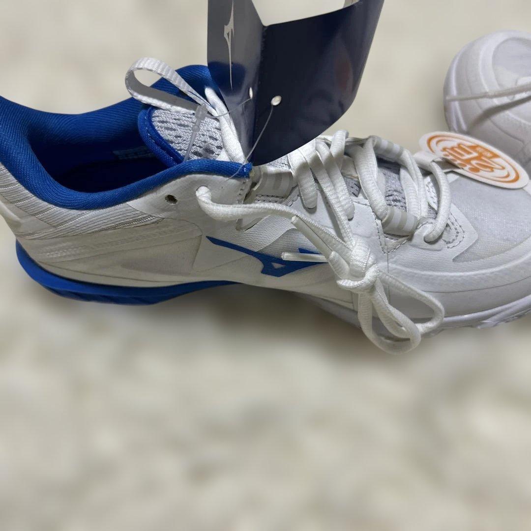 ミズノ　Mizuno ウェーブクロー　NEO2 バドミントン　23.0 新品