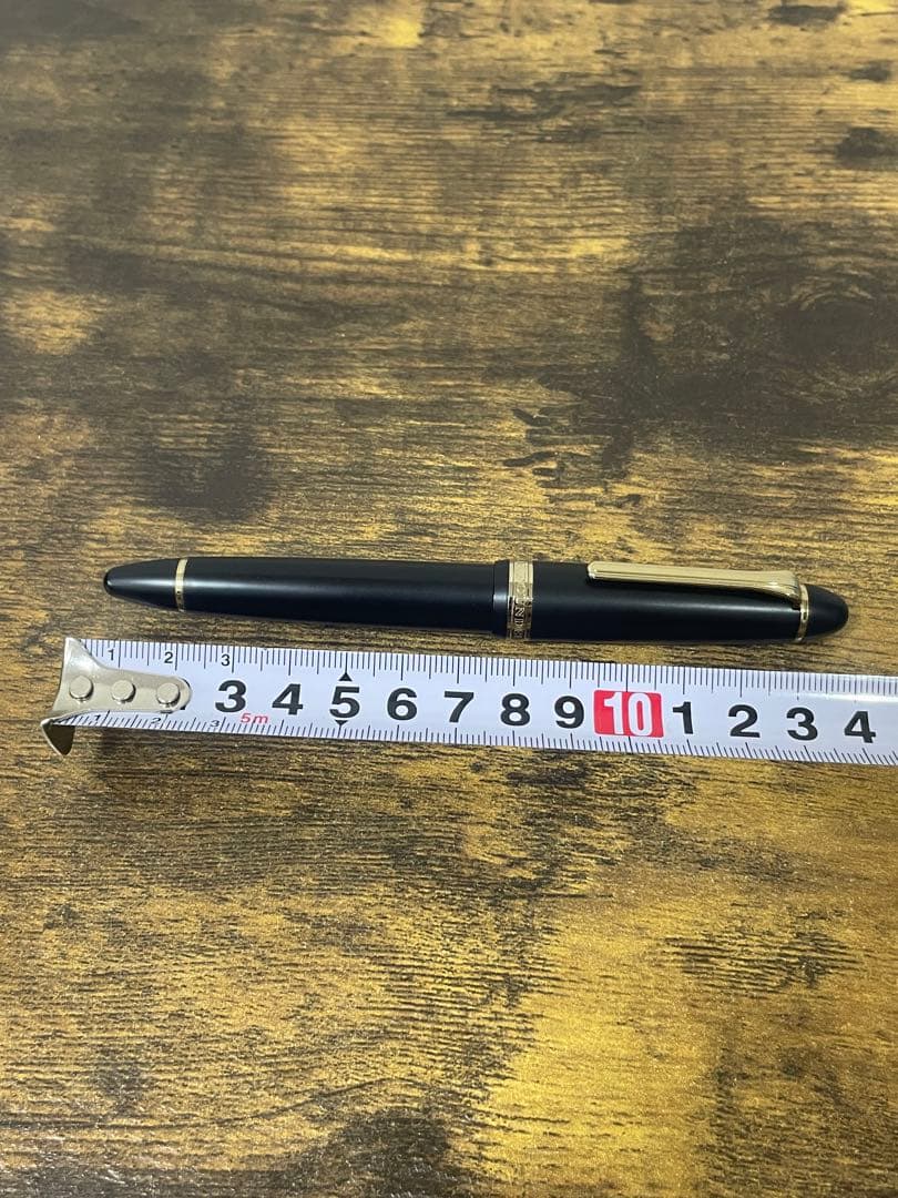 試筆のみ　梨地　18k F 旧ニブ　大型　JIS刻印あり　セーラー　万年筆