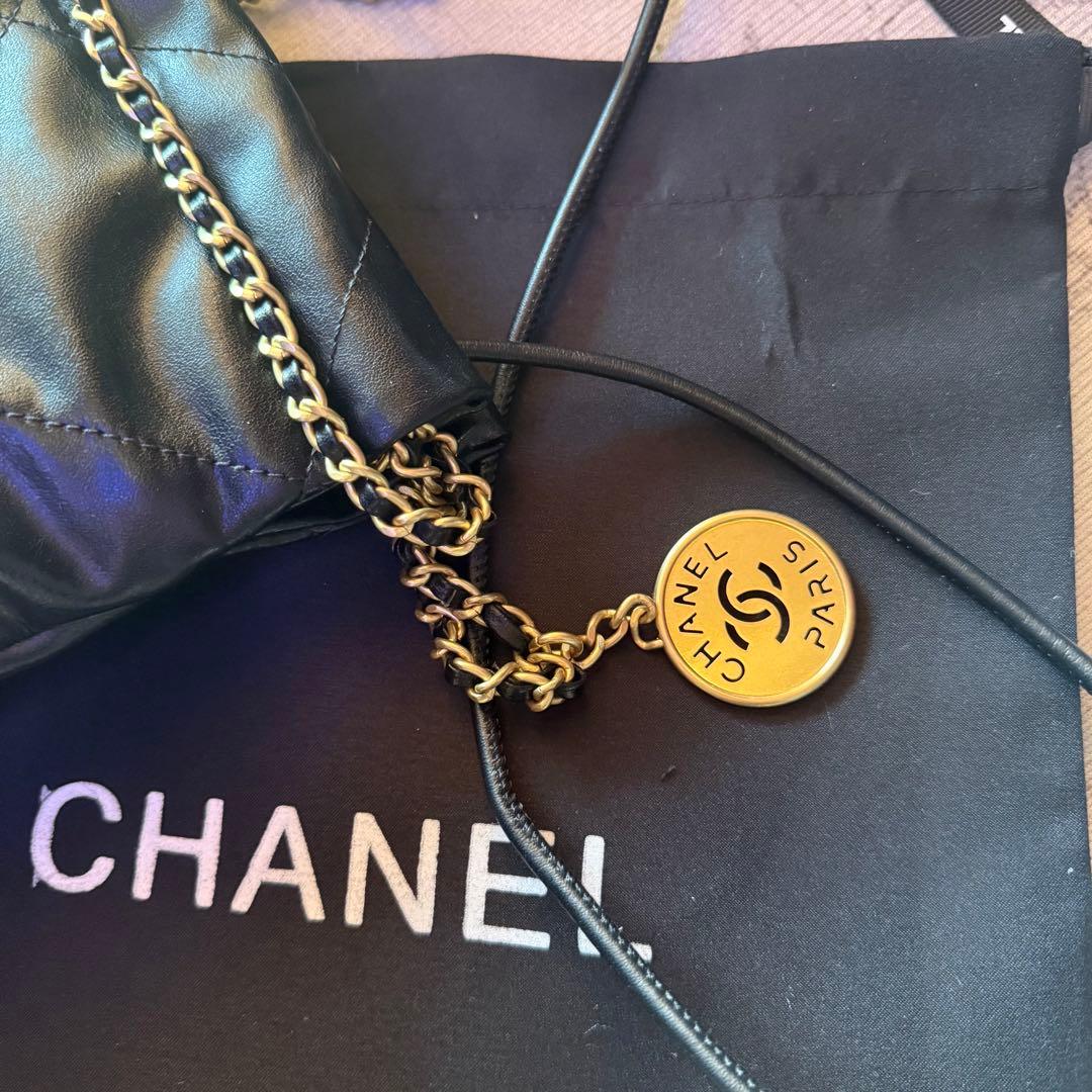 黒 レザー キルティングバッグ