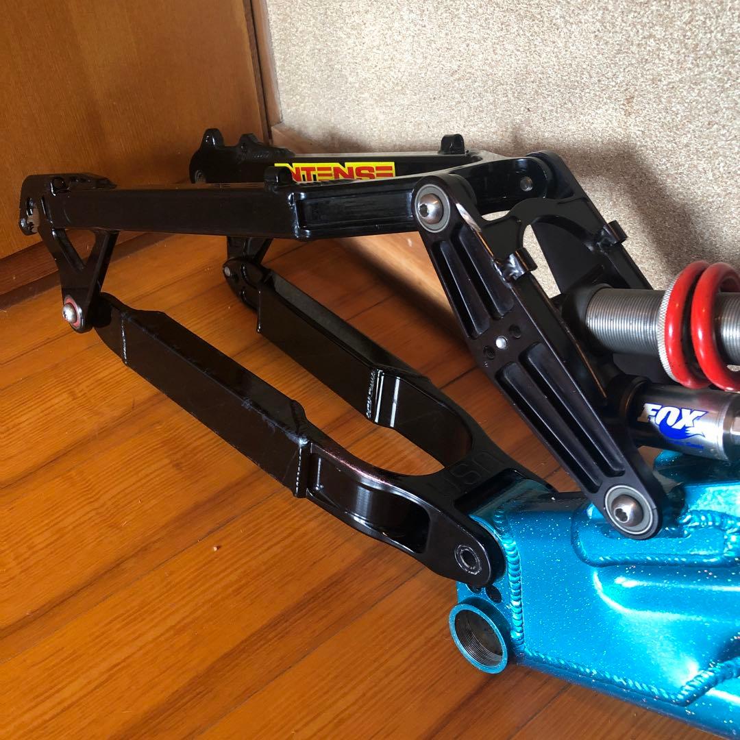 INTENSE M-1フレーム　26インチ