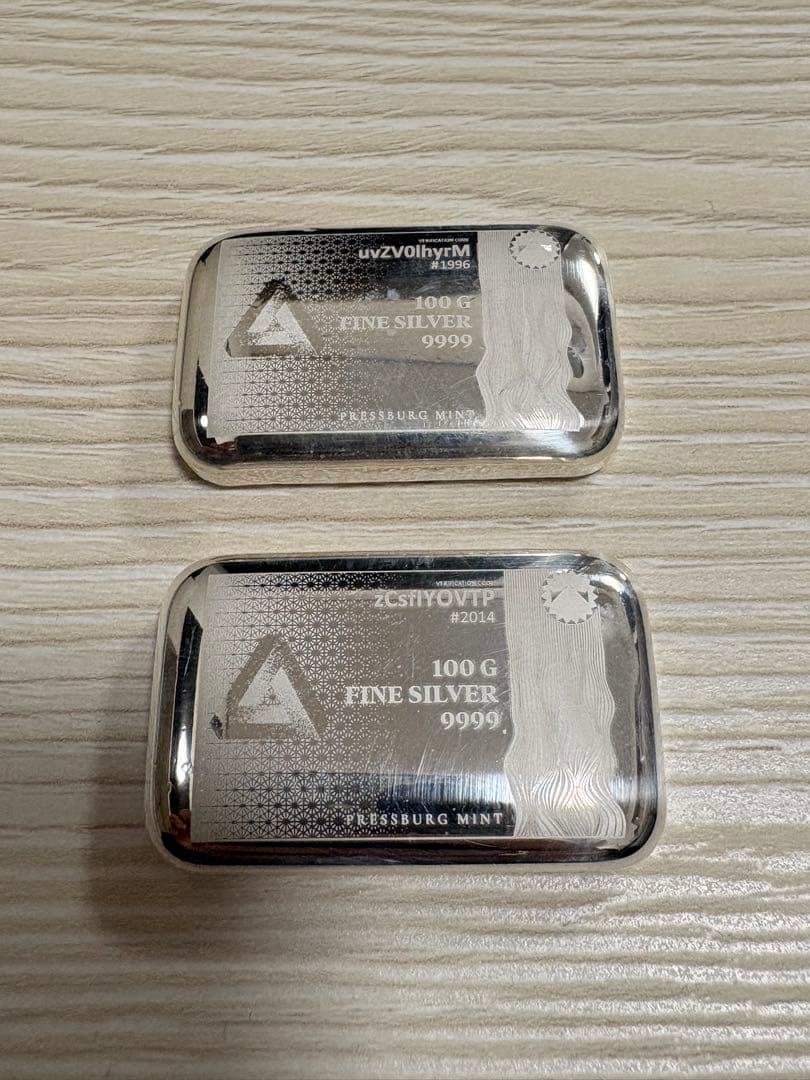 スロバキアプレスブルク99.99% 純銀インゴット 100g x2 合計200g