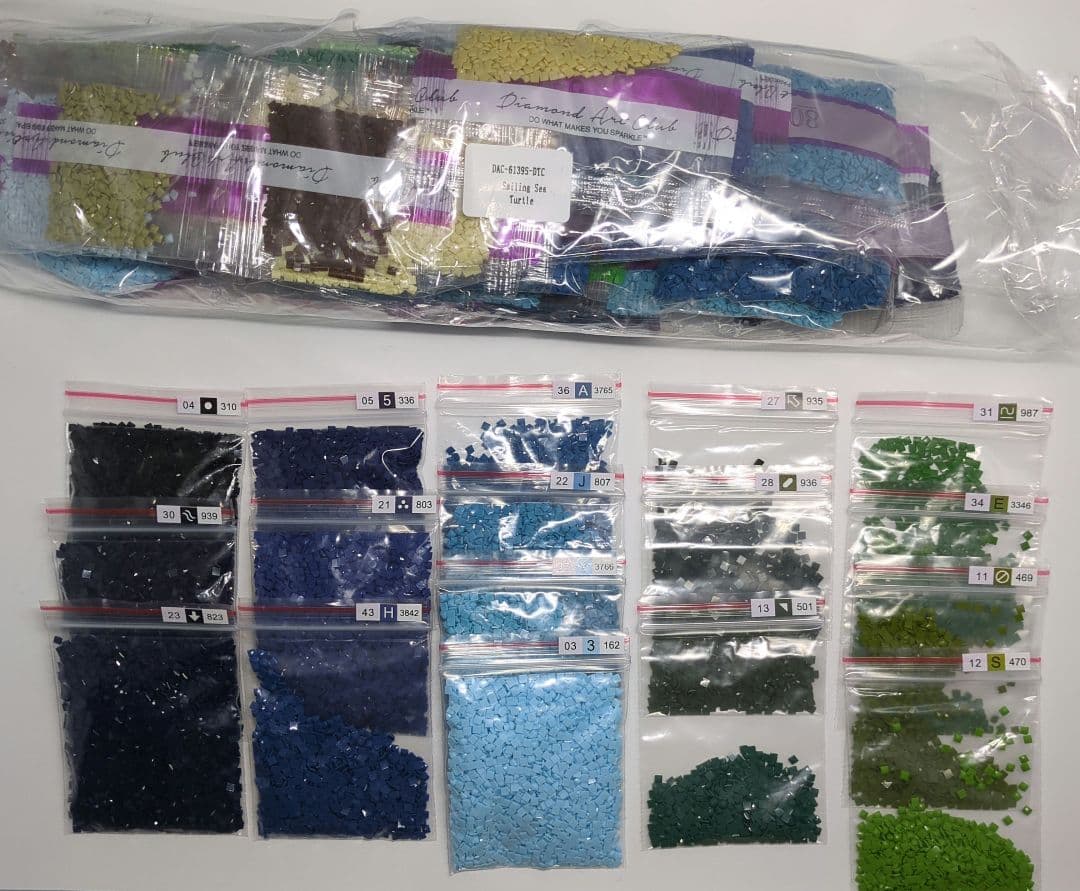 Diamond Art Club Smiling Sea Turtle 作成途中