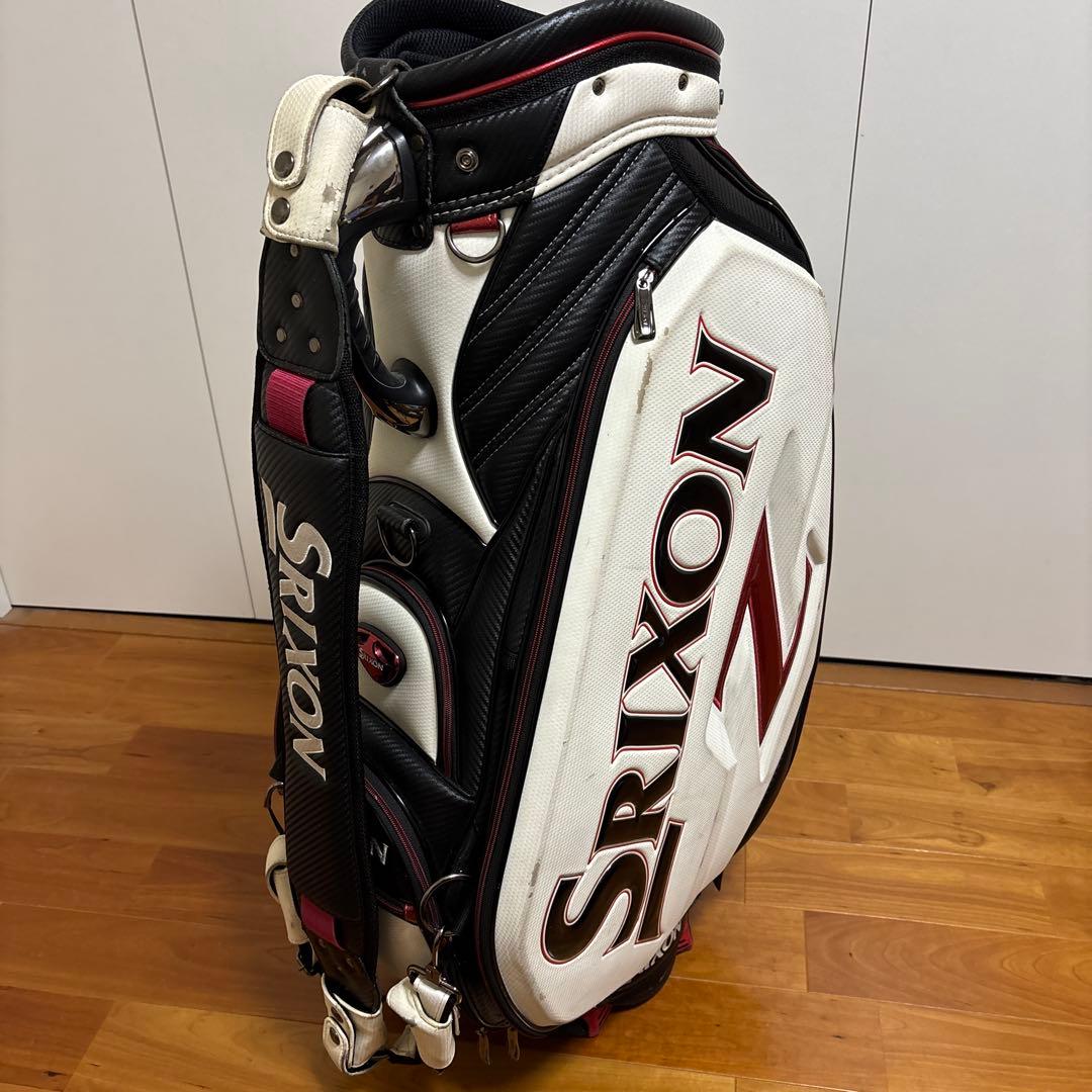 スリクソンキャディバッグ　GGC－S110 9.5型　ツアープロ使用モデル