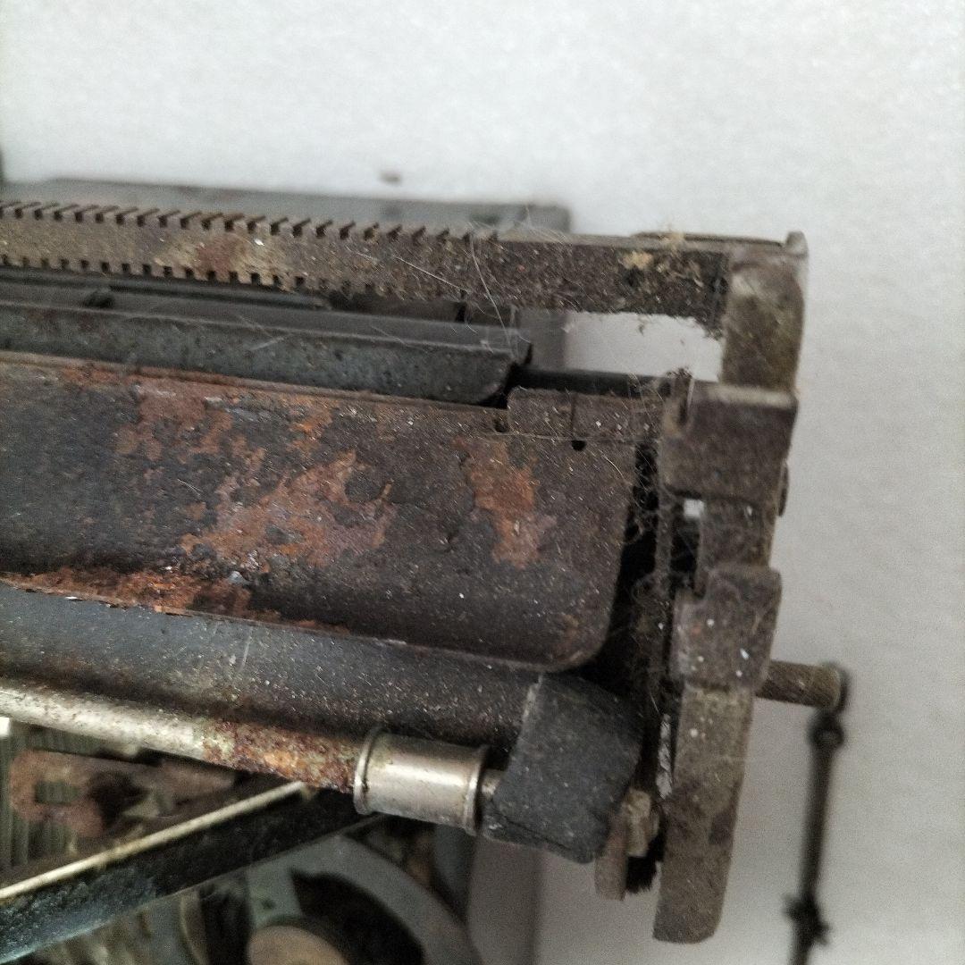 アンティーク　タイプライター　UNDERWOOD PORTABLE