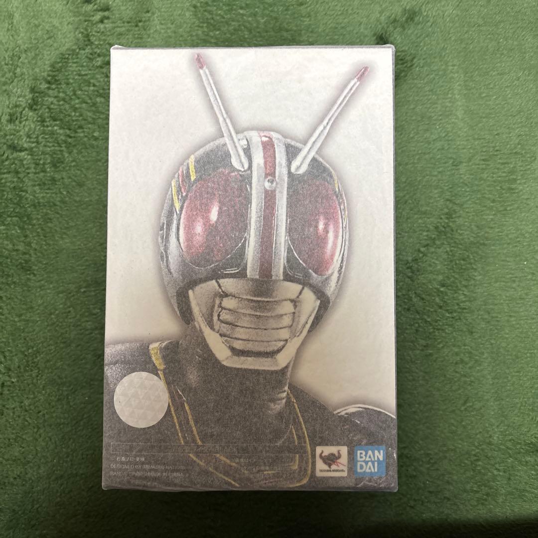 S.H.Figuarts (真骨彫製法) 仮面ライダーBLACK 「仮面ライダ…