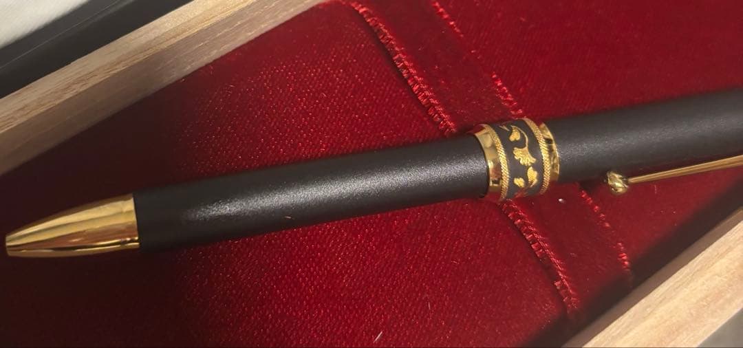 platinum プラチナ　ボールペン　銀杏柄