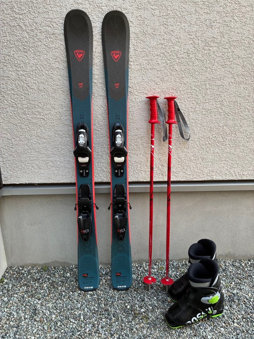 【気まぐれおやつ　ぼちぼち】ジュニア用スキーセット