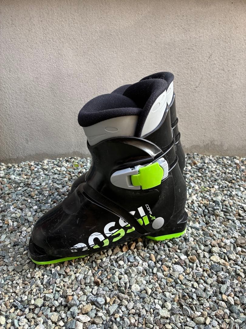 【気まぐれおやつ　ぼちぼち】ジュニア用スキーセット