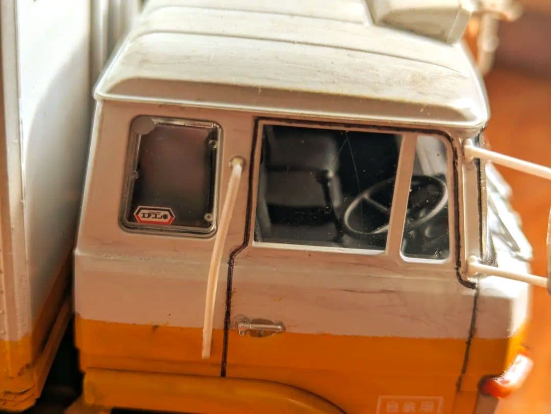 プラモデル完成品三菱ふそうＦU