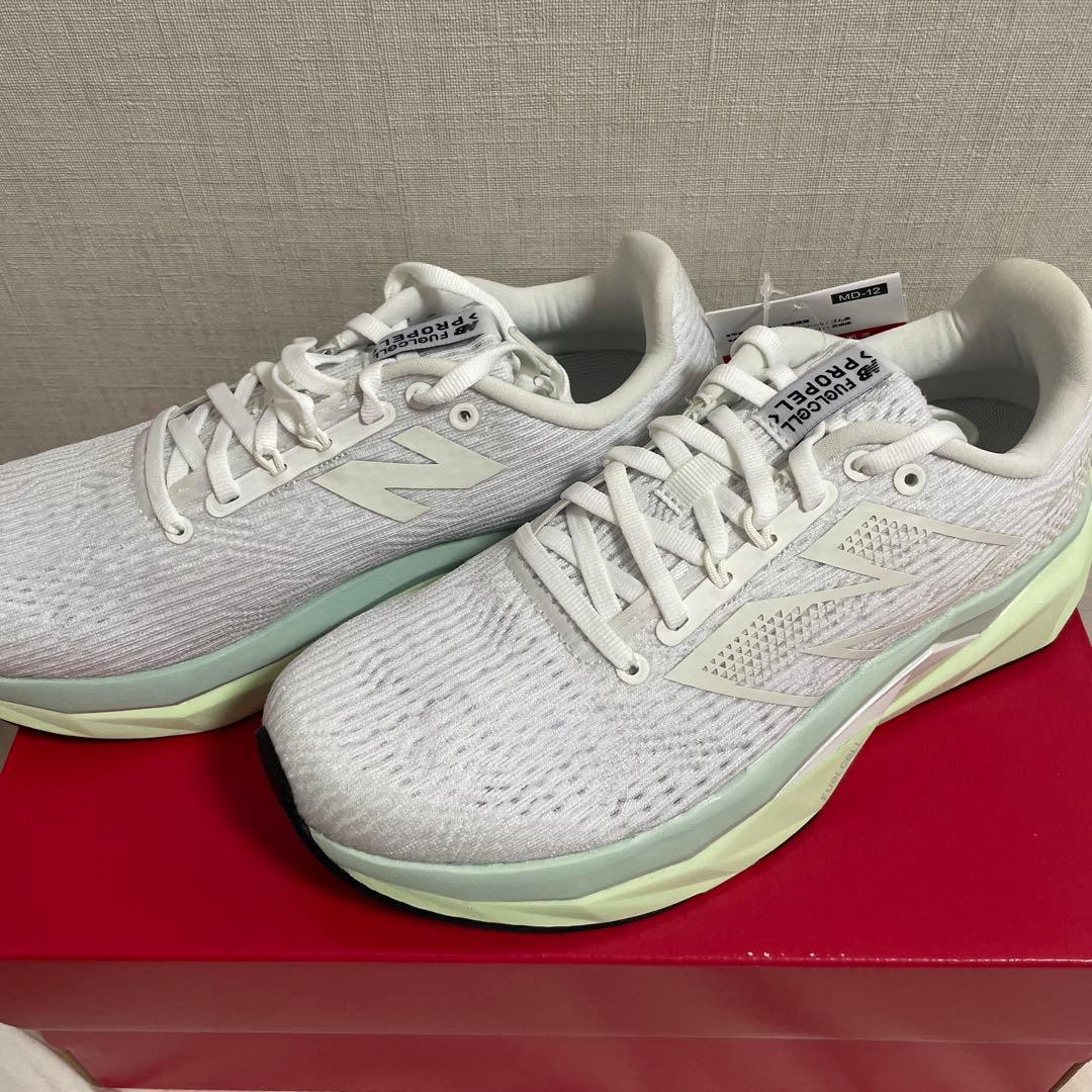 スパイク・シューズ New Balance FuelCell Propel v5