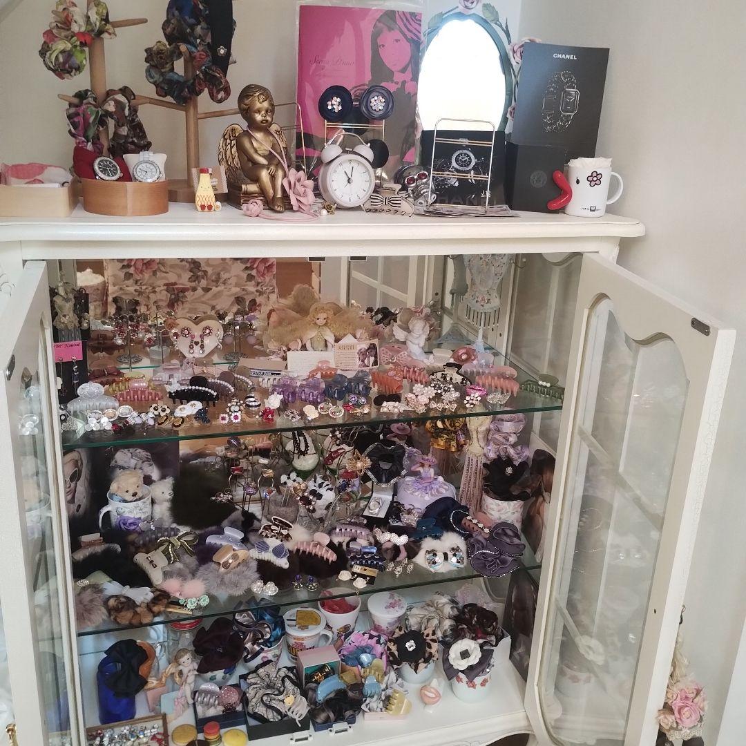 ②ー2 激レアな➠➠アレクサンドルドゥパリホワイトスワロフスキー双子カメリア