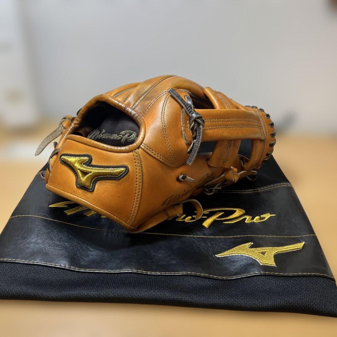 ミズノプロ　硬式内野用グラブ　HAGA