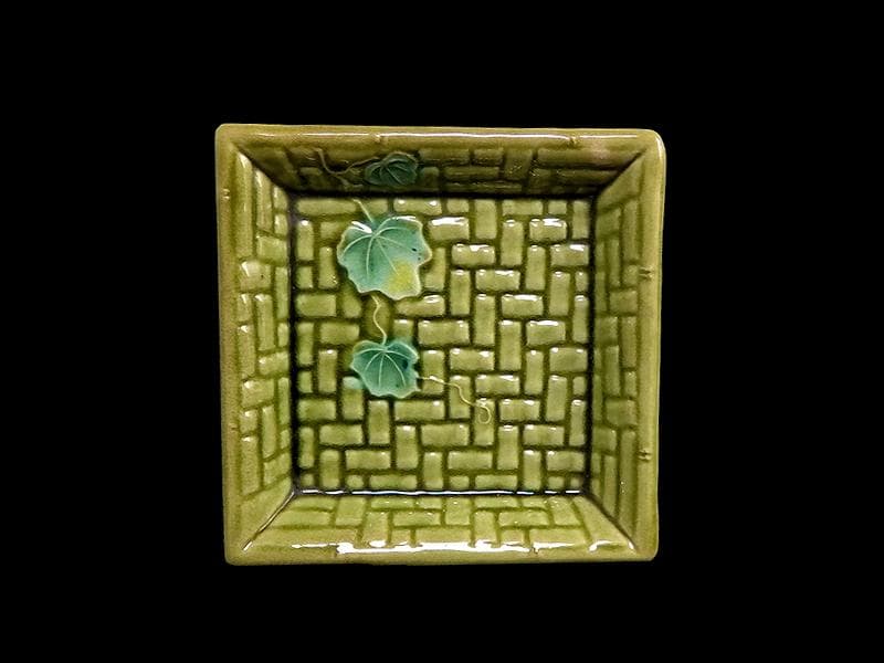 珉平焼　淡路焼　蔦図に網代の図　手塩皿　角皿　２枚　C386 AS-CIh